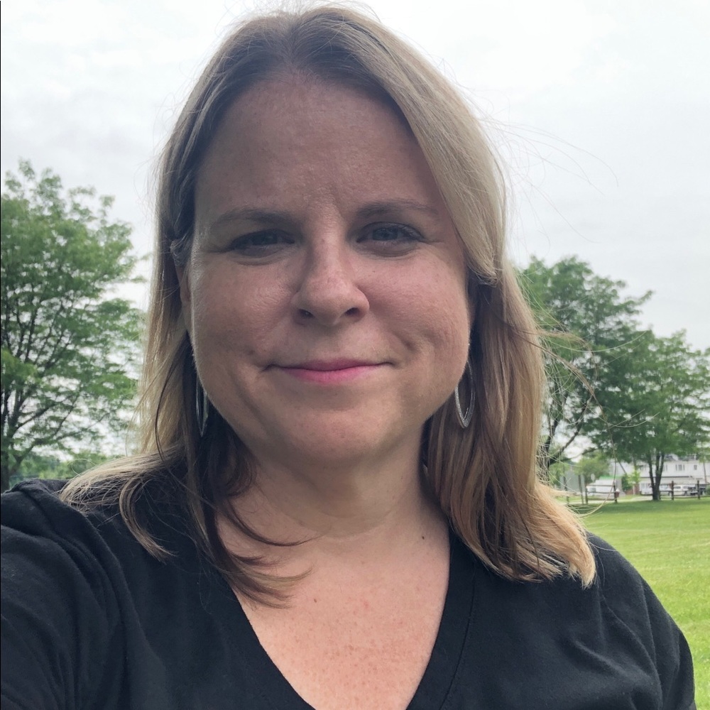 Meet your Posher, Pamela
